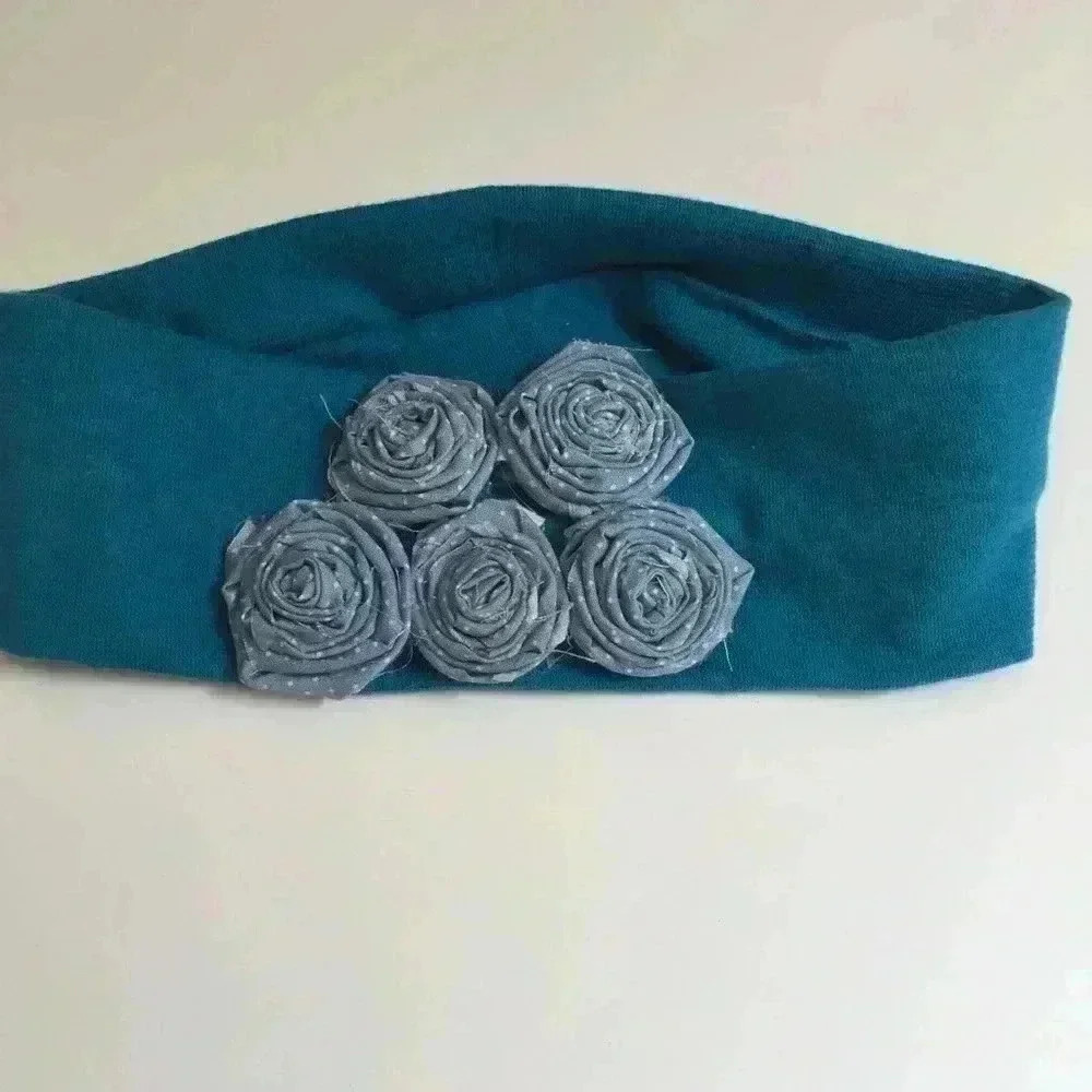 Handmade Headband with blue flowers.